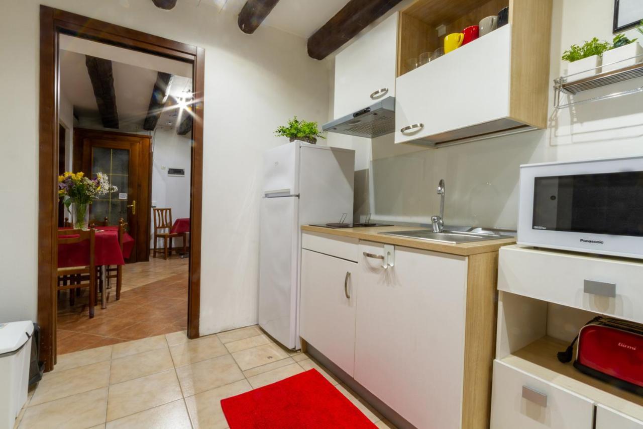 Art Dreams Apartment Teatro Italia Βενετία Εξωτερικό φωτογραφία