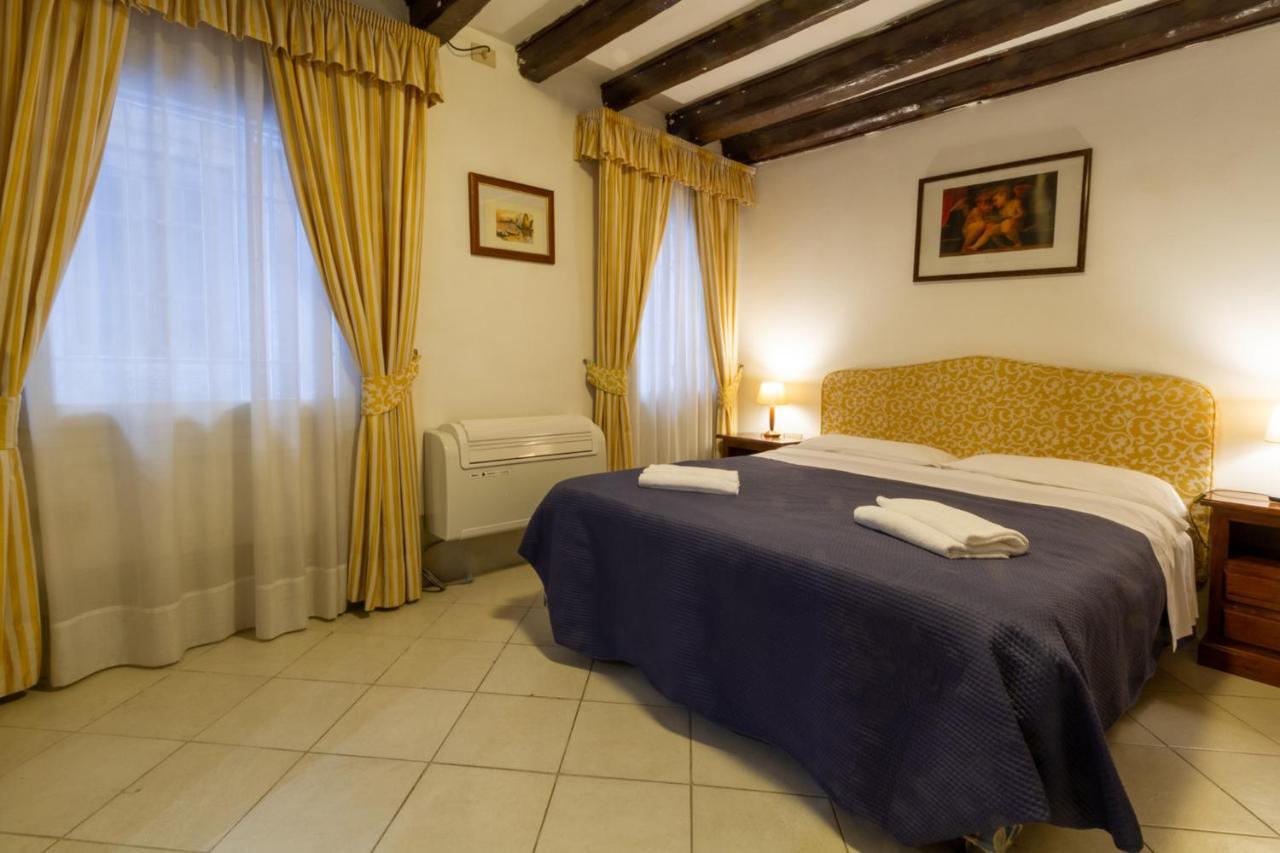Art Dreams Apartment Teatro Italia Βενετία Εξωτερικό φωτογραφία